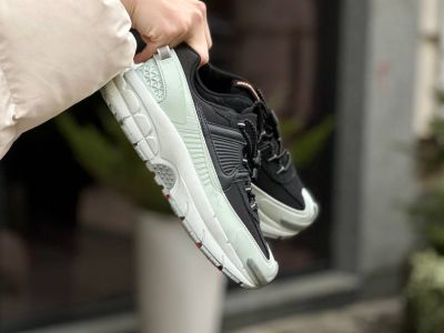 Nike Air Zoom Vomero Roam White Black v2