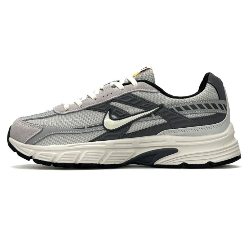 Nike Initiator Light Grey