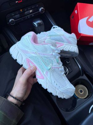 Nike V5 RNR White Pink