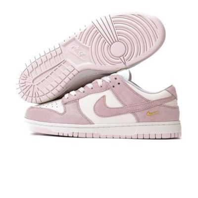 Nike SB Dunk Low Pink Metallic Gold