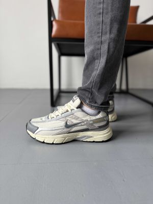 Nike Initiator Gore-Tex Beige