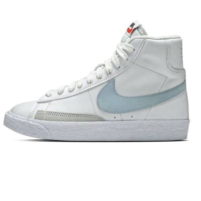 Nike Blazer Mid ‘77 Vintage ‘Blue Logo’