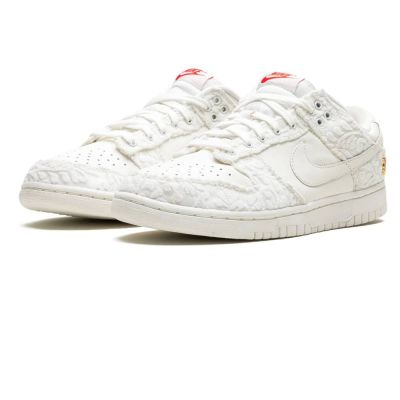 Nike Dunk Give Her Flowers