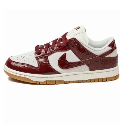 Nike Dunk Sb Burgundy Croc