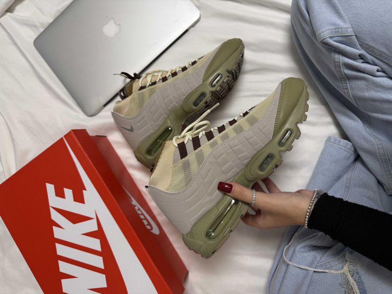 Nike Air Max 90 / 95 Sneakerboot Beige