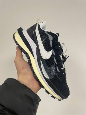 Nike Sacai X Vaporwaffle Black
