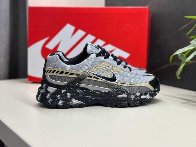 Nike Initiator Custom Grey Black