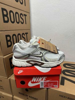 Nike Vomero V5 RNR Orewood Brown