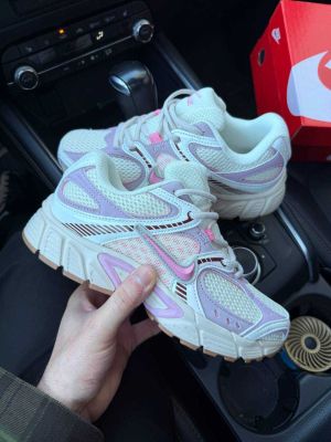 Nike V5 RNR Beige/Pink