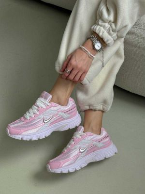 Nike Initiator Pink v1