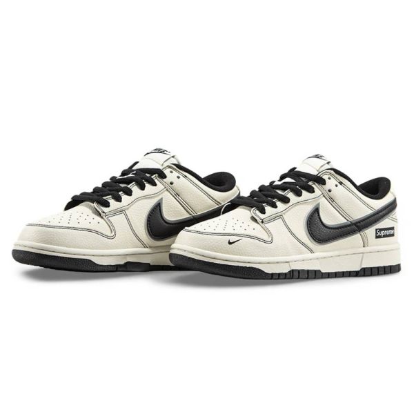 Nike SB Dunk Low x Supreme Beige Black