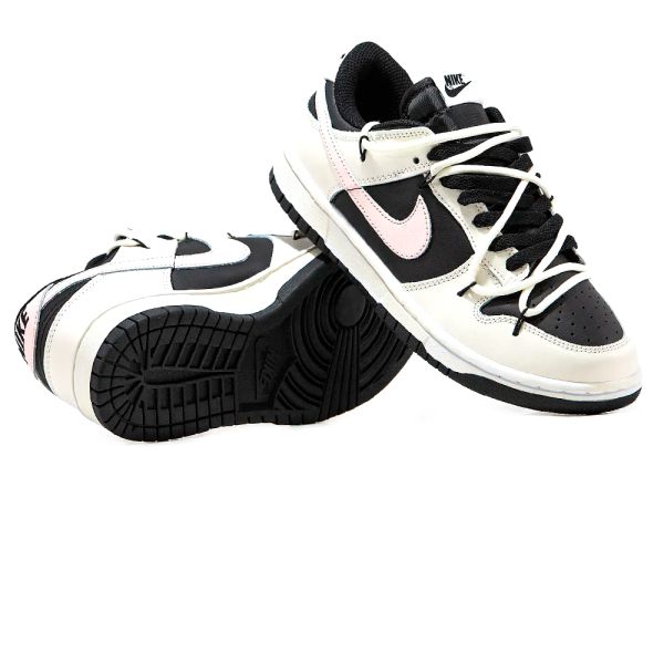 Nike Dunk Black White