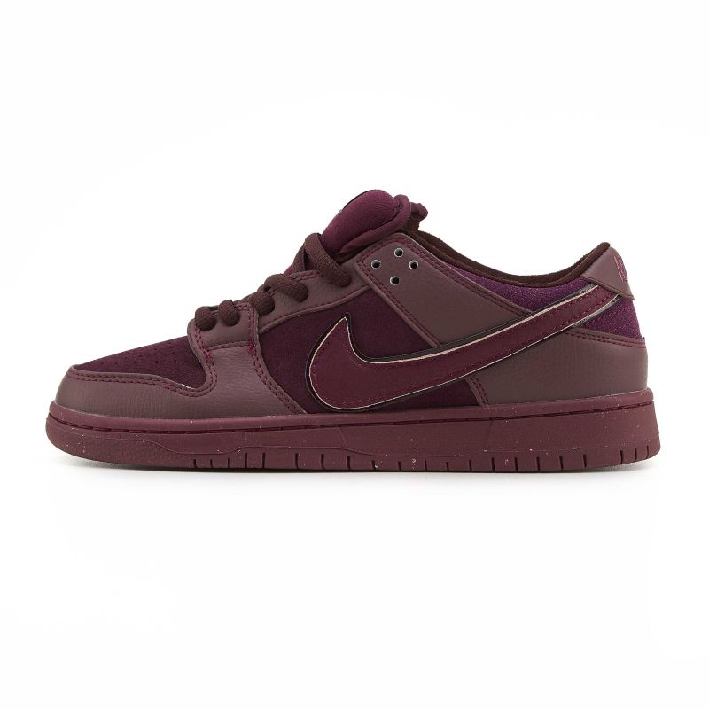 Nike Dunk Sb Low City Of Love Burgundy Crush