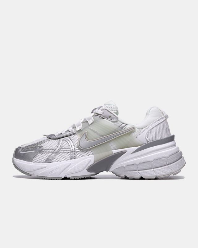 Nike V2K (Wmns) Run 'metallic Silver' Fd0736-104