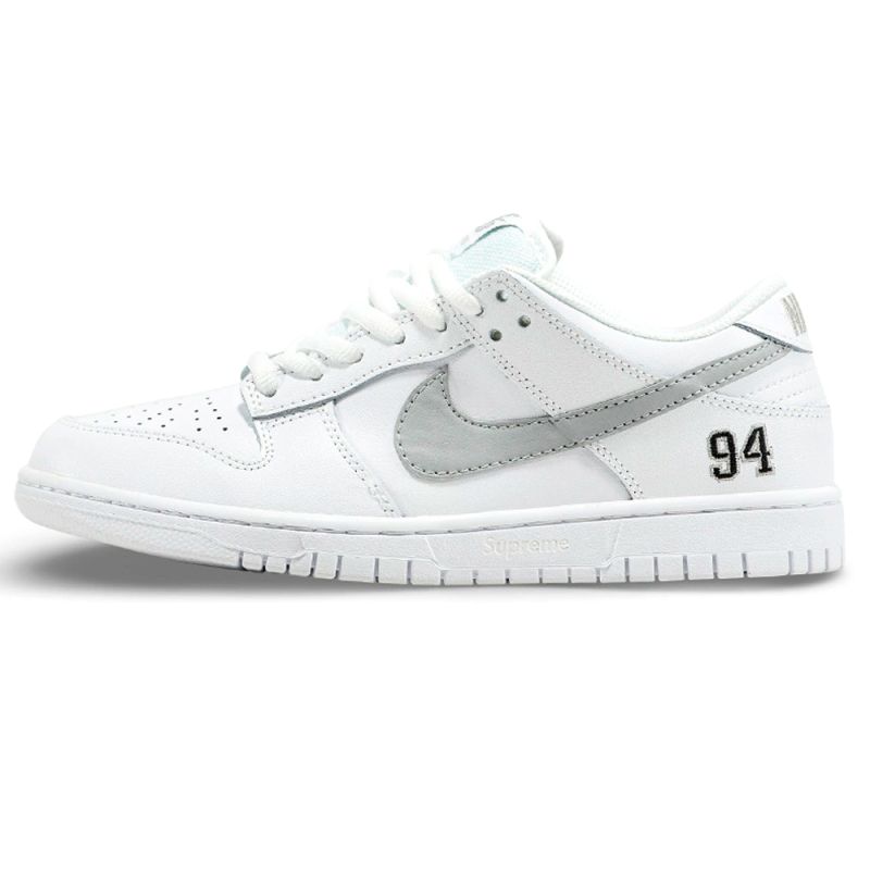 Nike Dunk Sb Low X Supreme White Grey