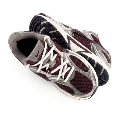 Nike V5 Rnr Burgundy Grey