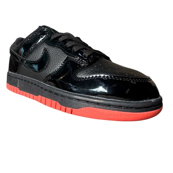 Nike Dunk Sb Low Black Red Lacquer