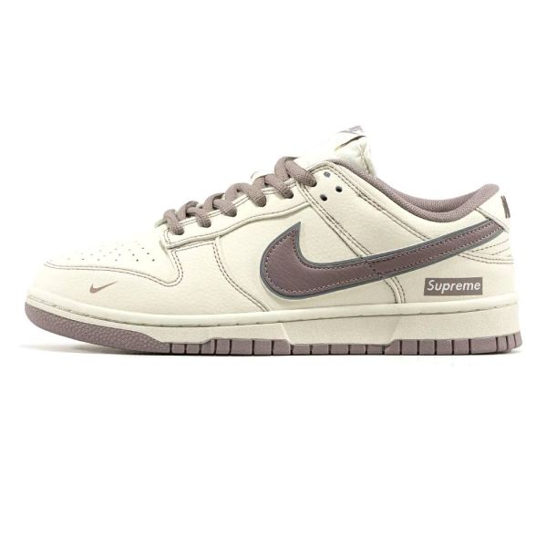 Nike SB Dunk Low x Supreme Beige