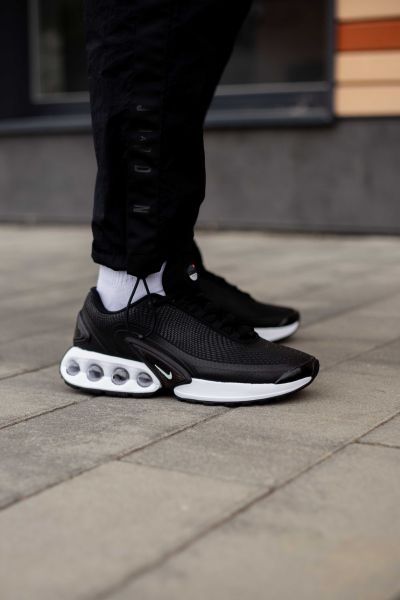 Nike Air Max Dn Black/White v1