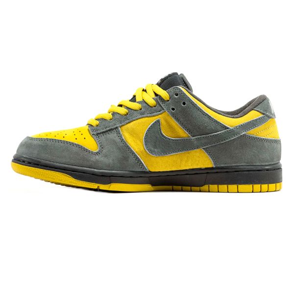 Nike SB Dunk Low Supreme Grey Yellow