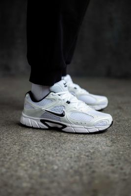 Nike V5 RNR White/Black