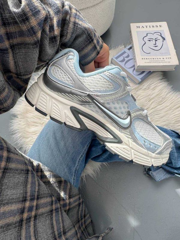 Nike V5 RNR Zoom Vomero 5 White/Silver/Blue