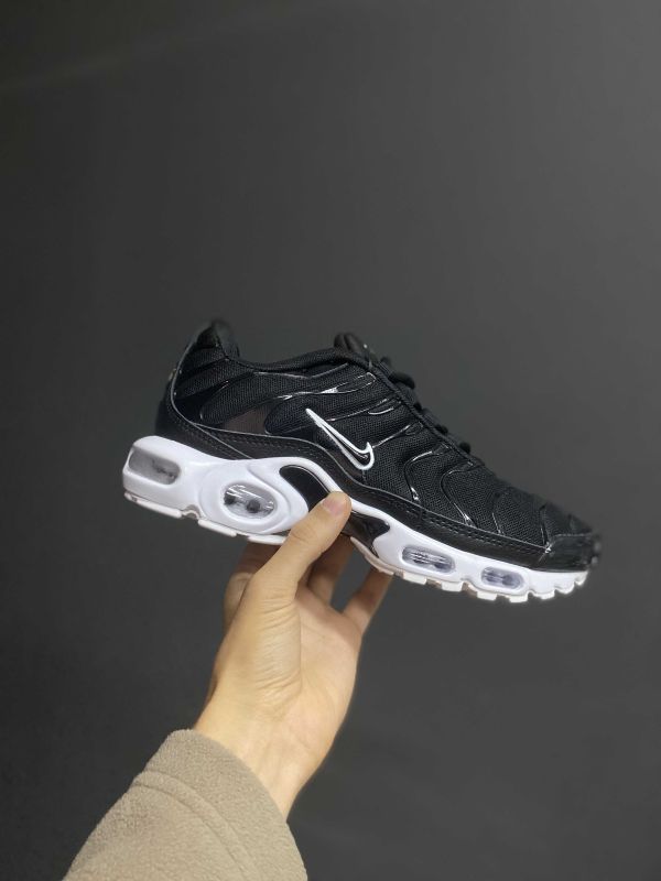 Nike Air Max TN Black