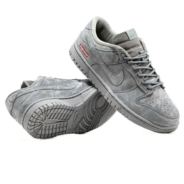 Nike SB Dunk Low x Supreme Grey