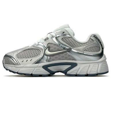 Nike V5 RNR white silver