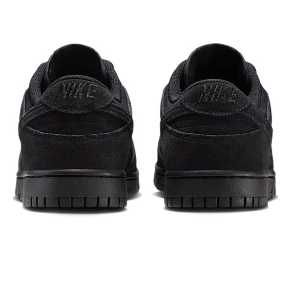 Nike Dunk Sb Triple Black