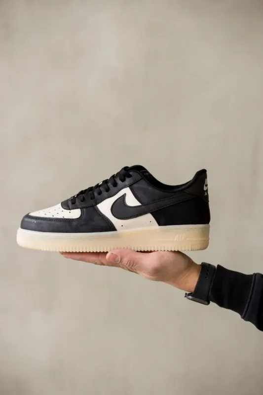 Nike Air Force 1 Low
