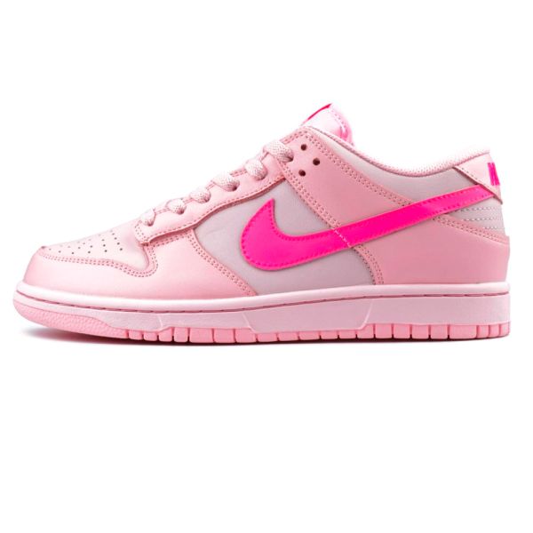 Nike SB Dunk Low Gs Triple Pink