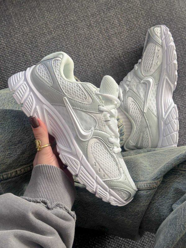 Nike V5 RNR Zoom Vomero 5 White v1