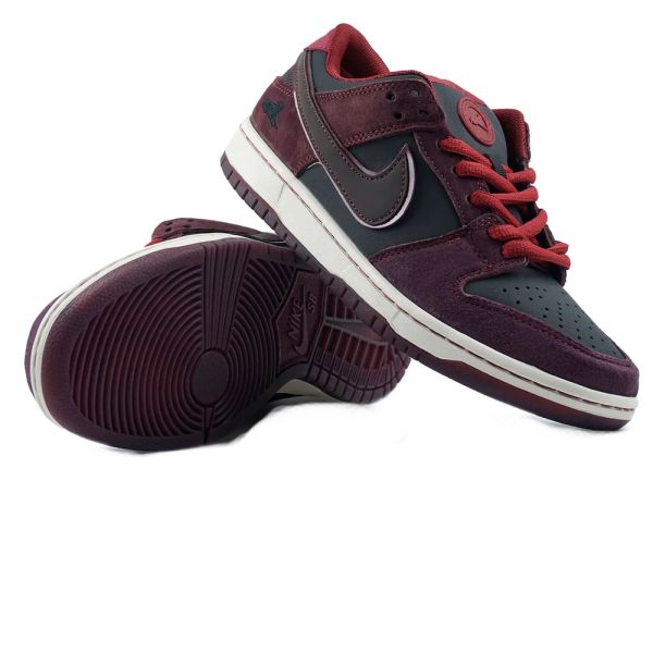 Nike Dunk Sb Low X Riot Skateshop