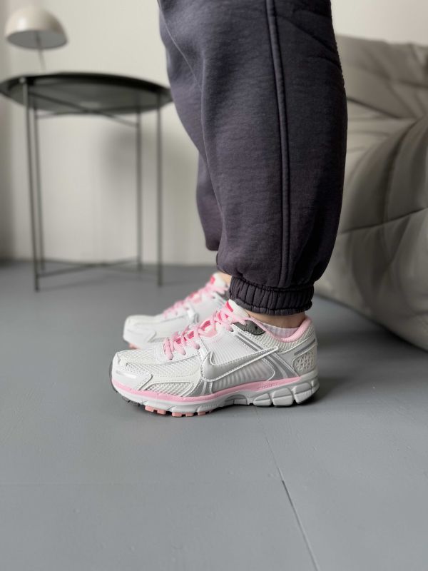Nike Zoom Vomero 5 Pink v1