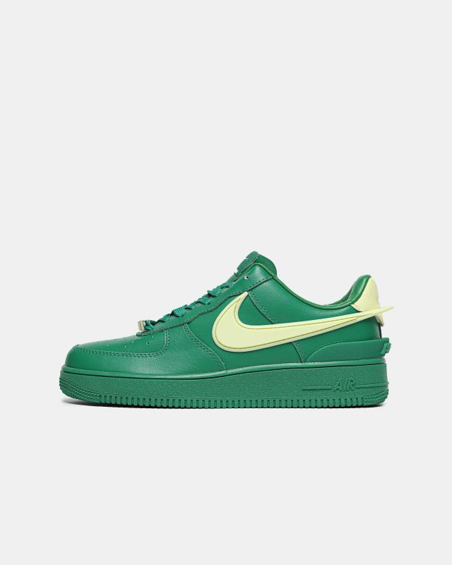 Nike Air Force Ambu. Green