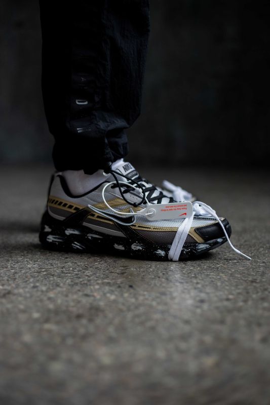 Nike Initiator Custom