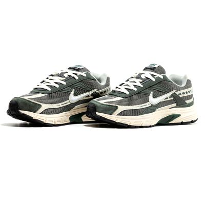 Nike Initiator Grey Beige