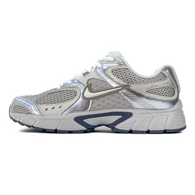 Nike V2K V5 Moto 2K   V5 Rnr Gray/Silver